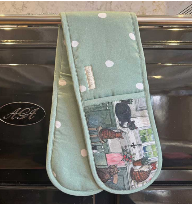 Cats In The Kitchen Double Oven Glove